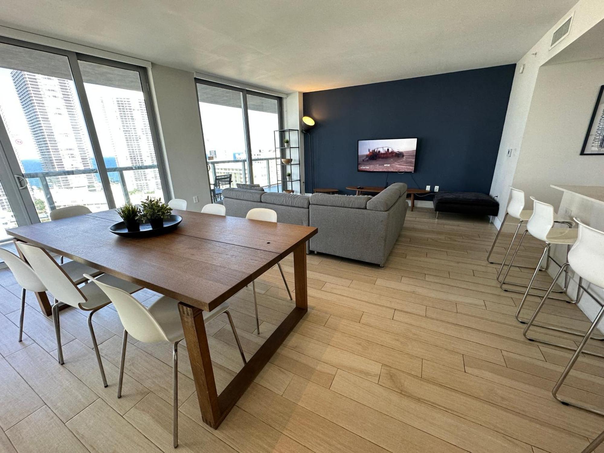 Mvr Apartments At Beachwalk Resort Hallandale Beach Εξωτερικό φωτογραφία