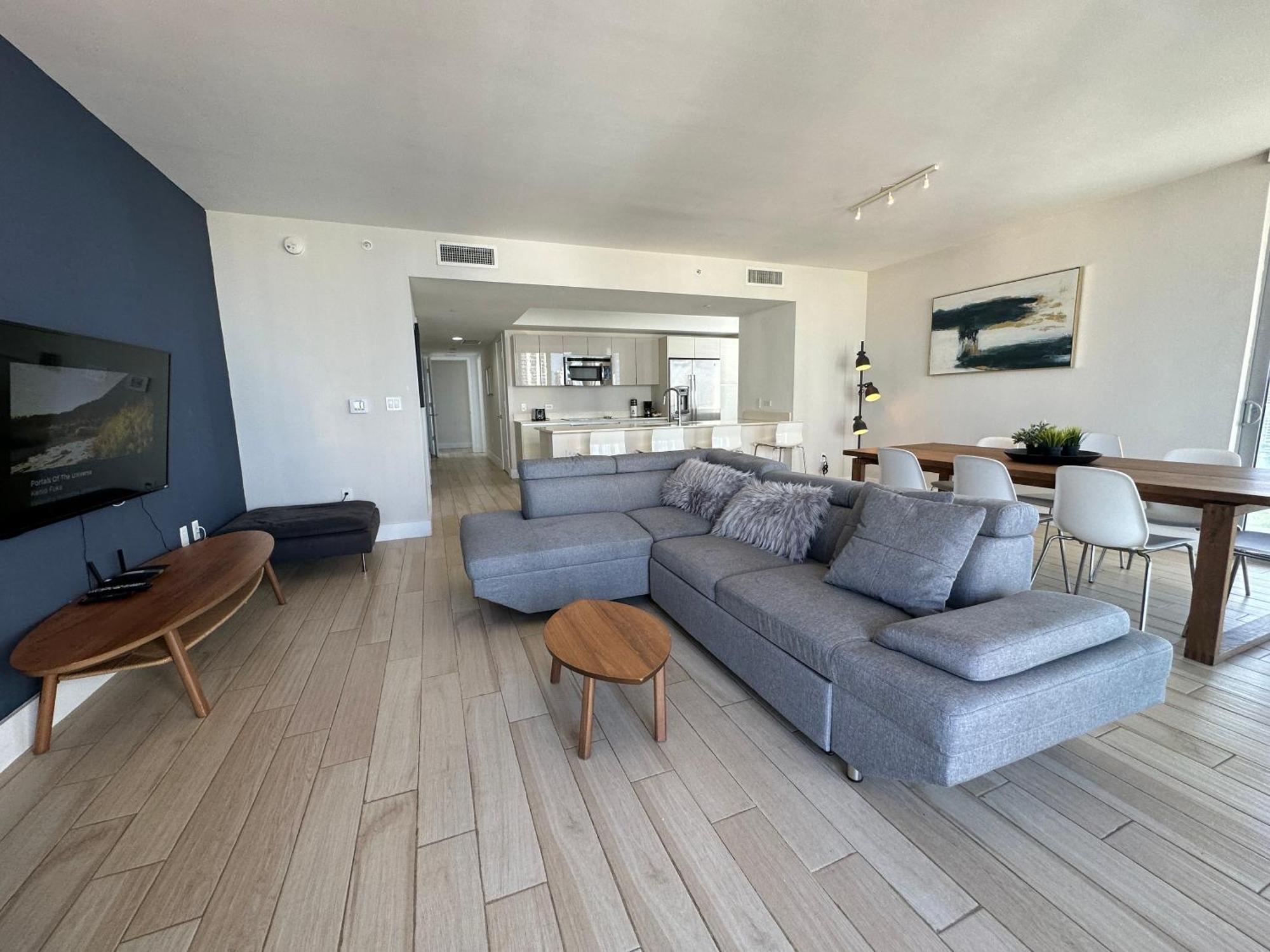 Mvr Apartments At Beachwalk Resort Hallandale Beach Εξωτερικό φωτογραφία