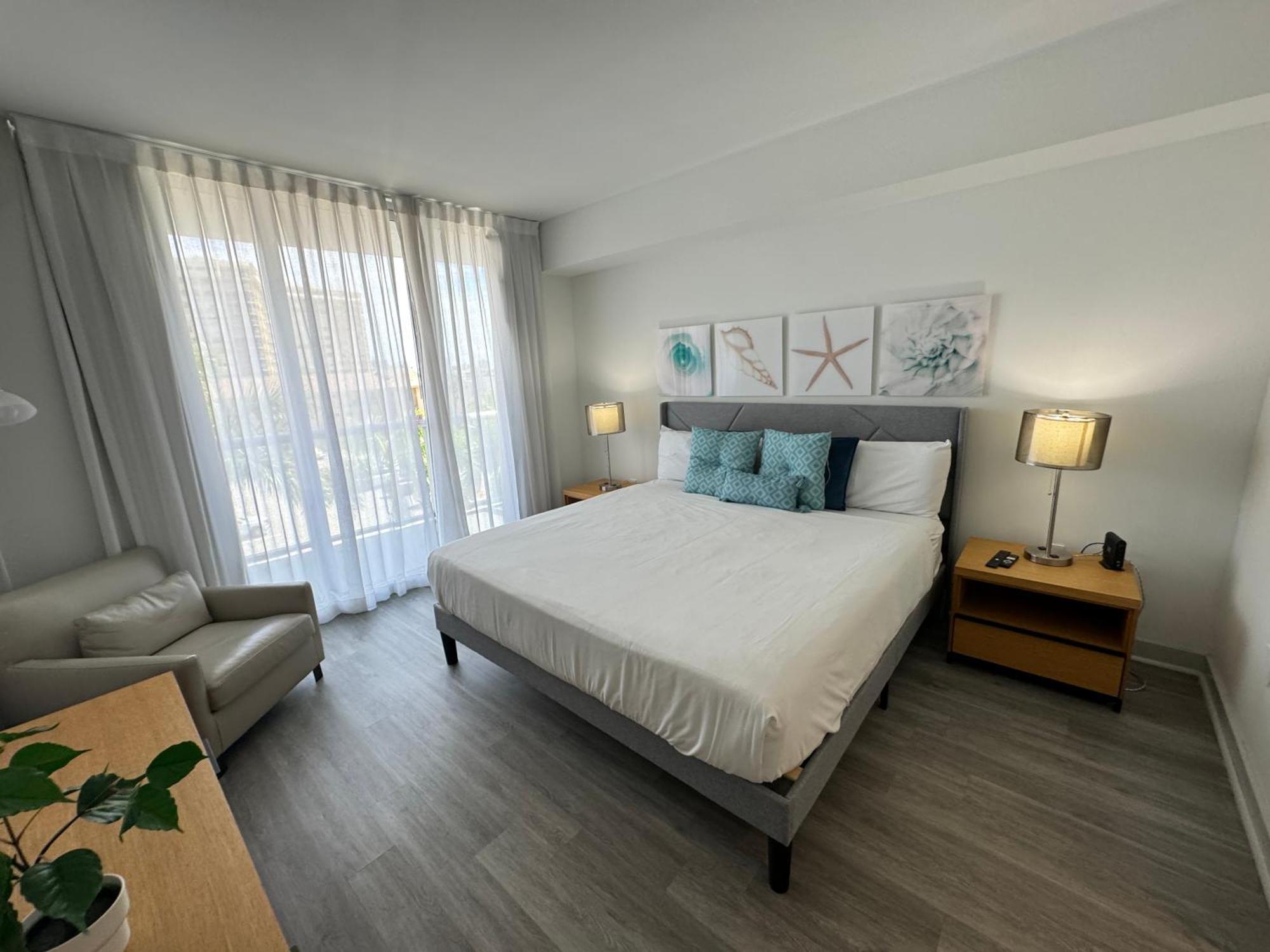 Mvr Apartments At Beachwalk Resort Hallandale Beach Εξωτερικό φωτογραφία