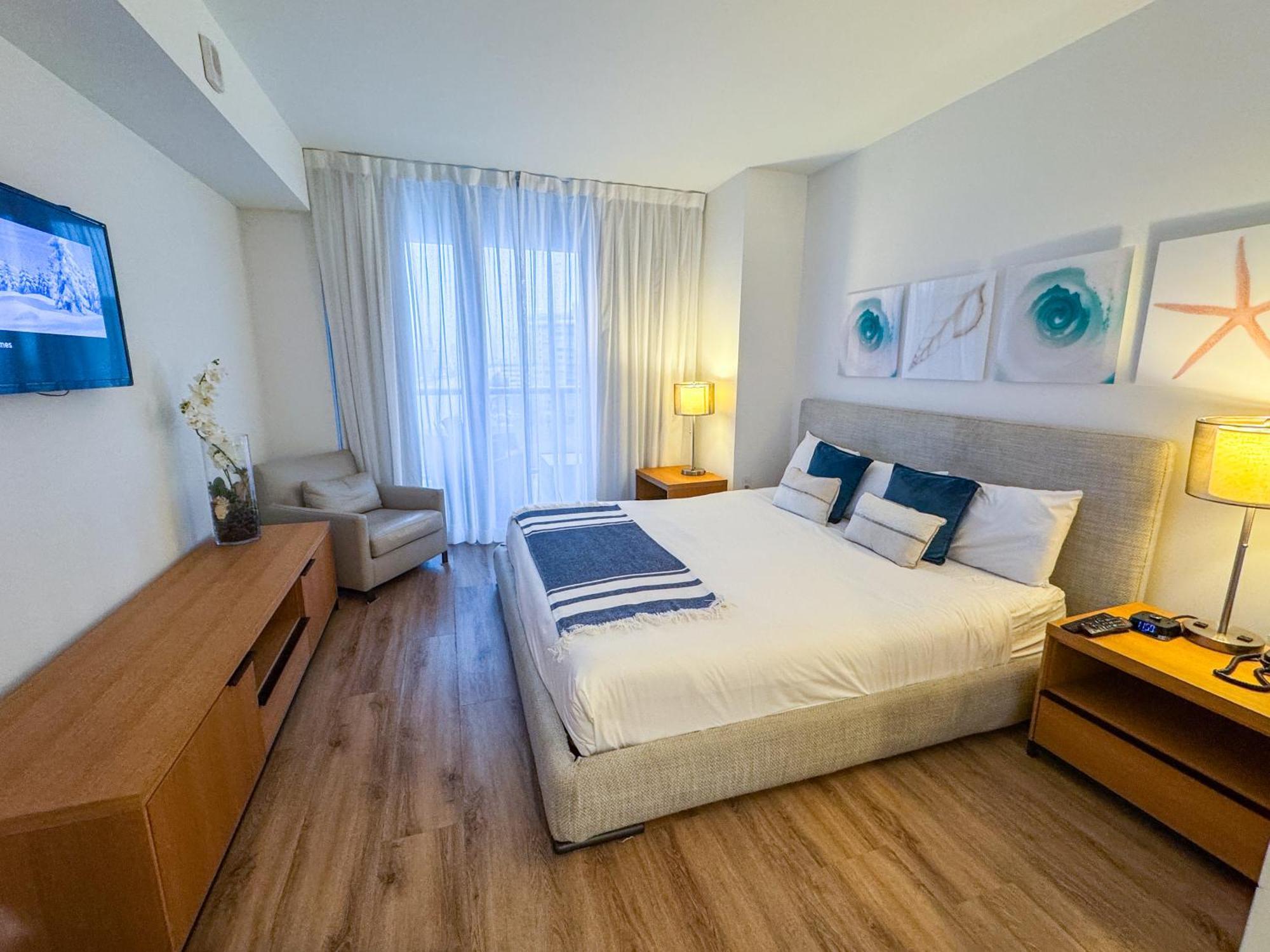 Mvr Apartments At Beachwalk Resort Hallandale Beach Εξωτερικό φωτογραφία